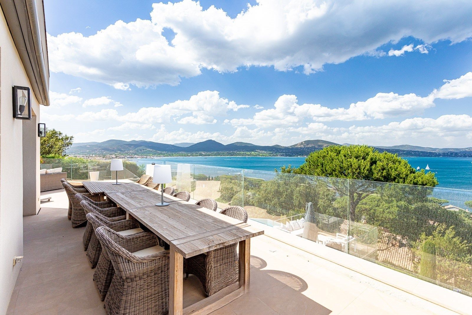 maison 9 Pièces en vente sur GASSIN (83580)