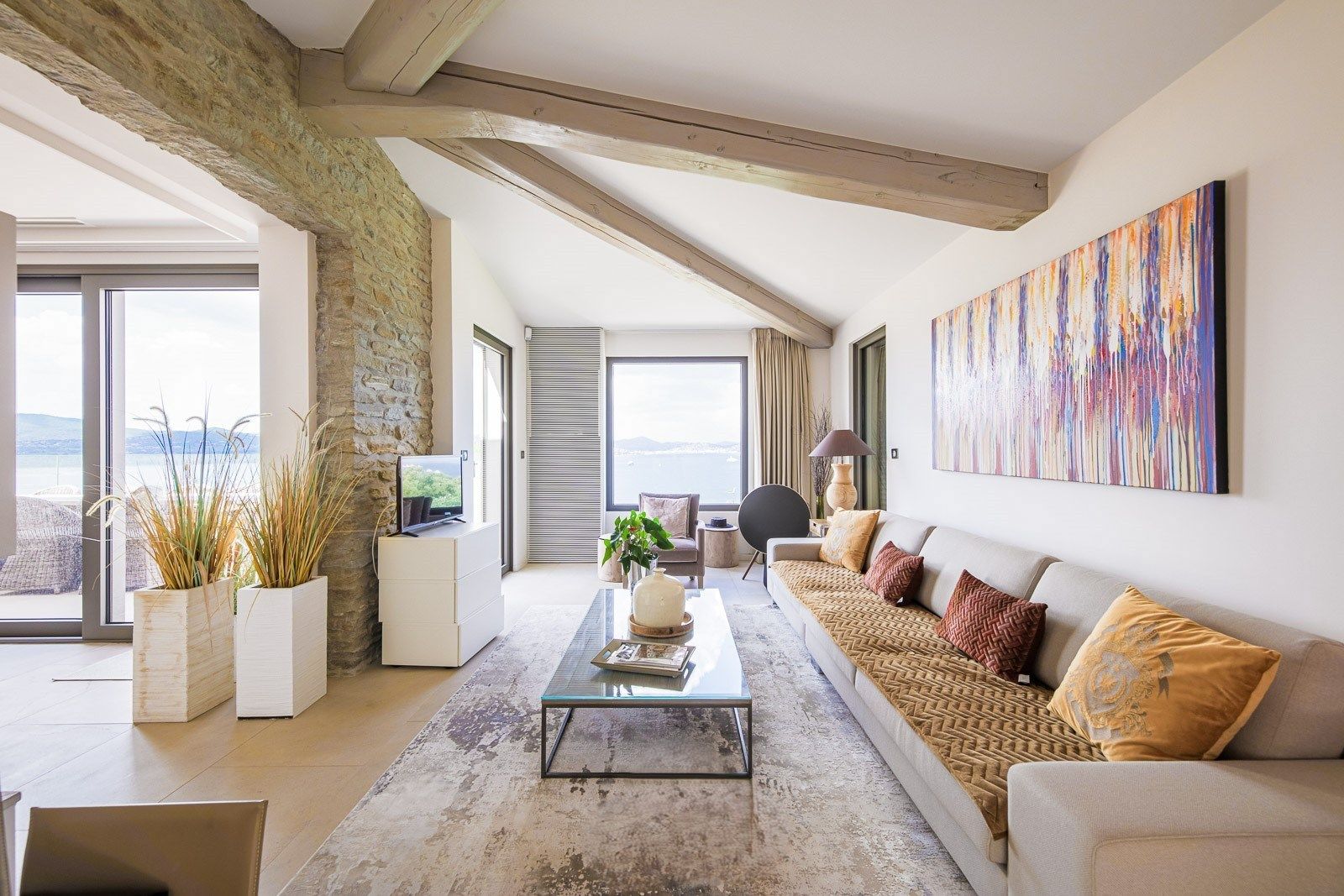 maison 9 Pièces en vente sur GASSIN (83580)