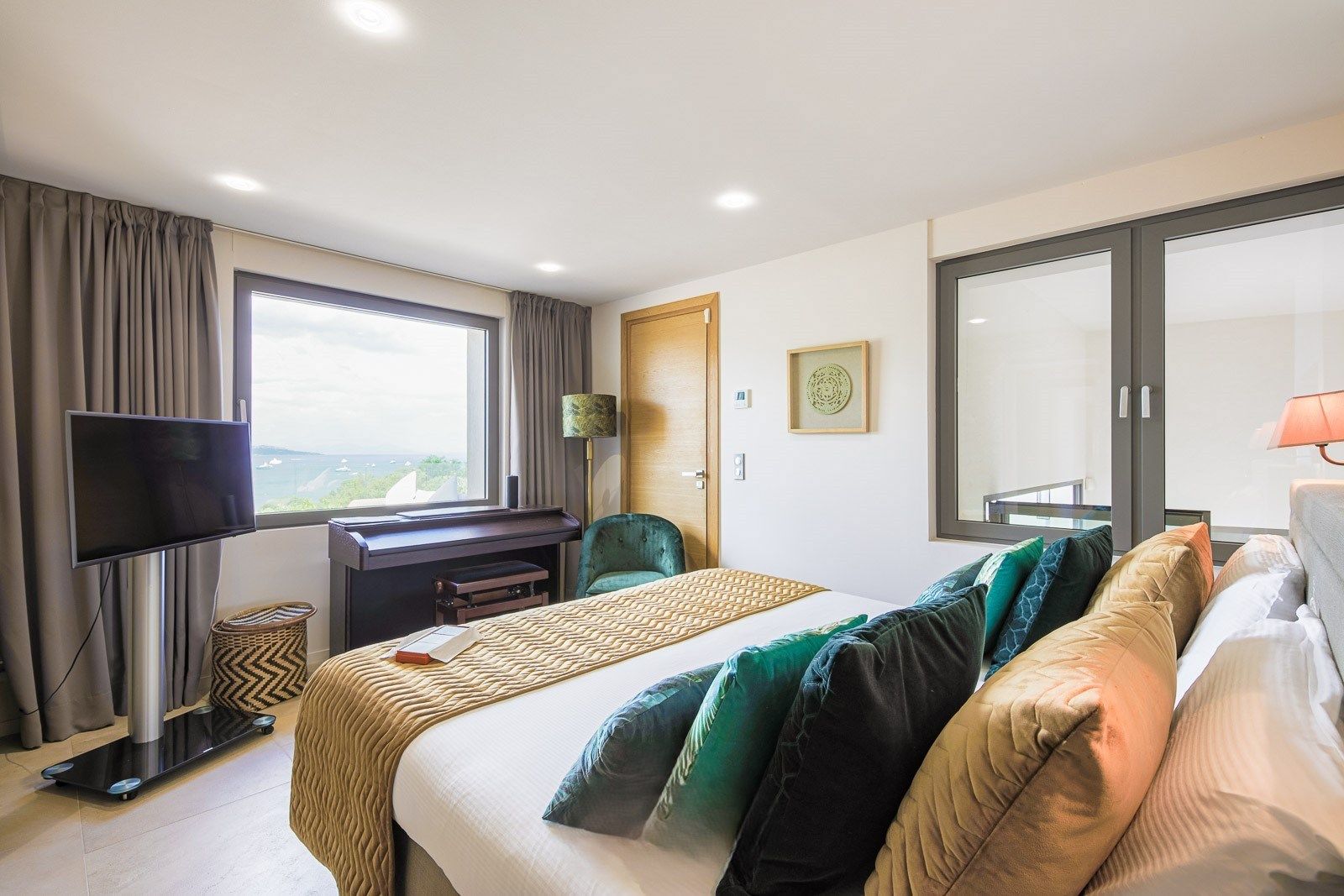 maison 9 Pièces en vente sur GASSIN (83580)