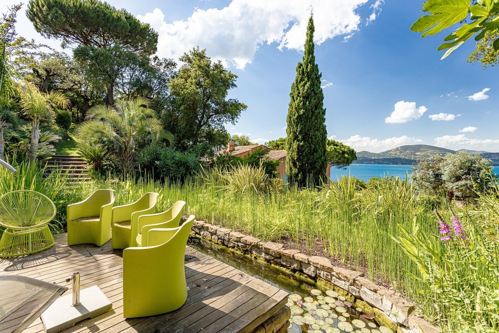 maison 9 Pièces en vente sur GASSIN (83580)