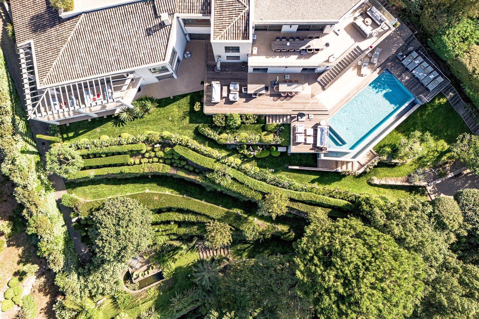 maison 9 Pièces en vente sur GASSIN (83580)