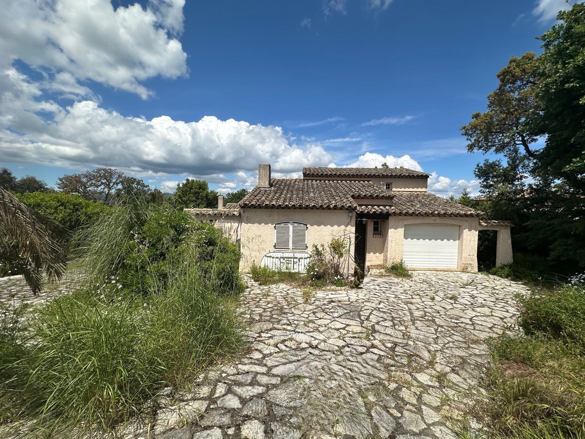 maison 5 Pièces en vente sur GASSIN (83580)