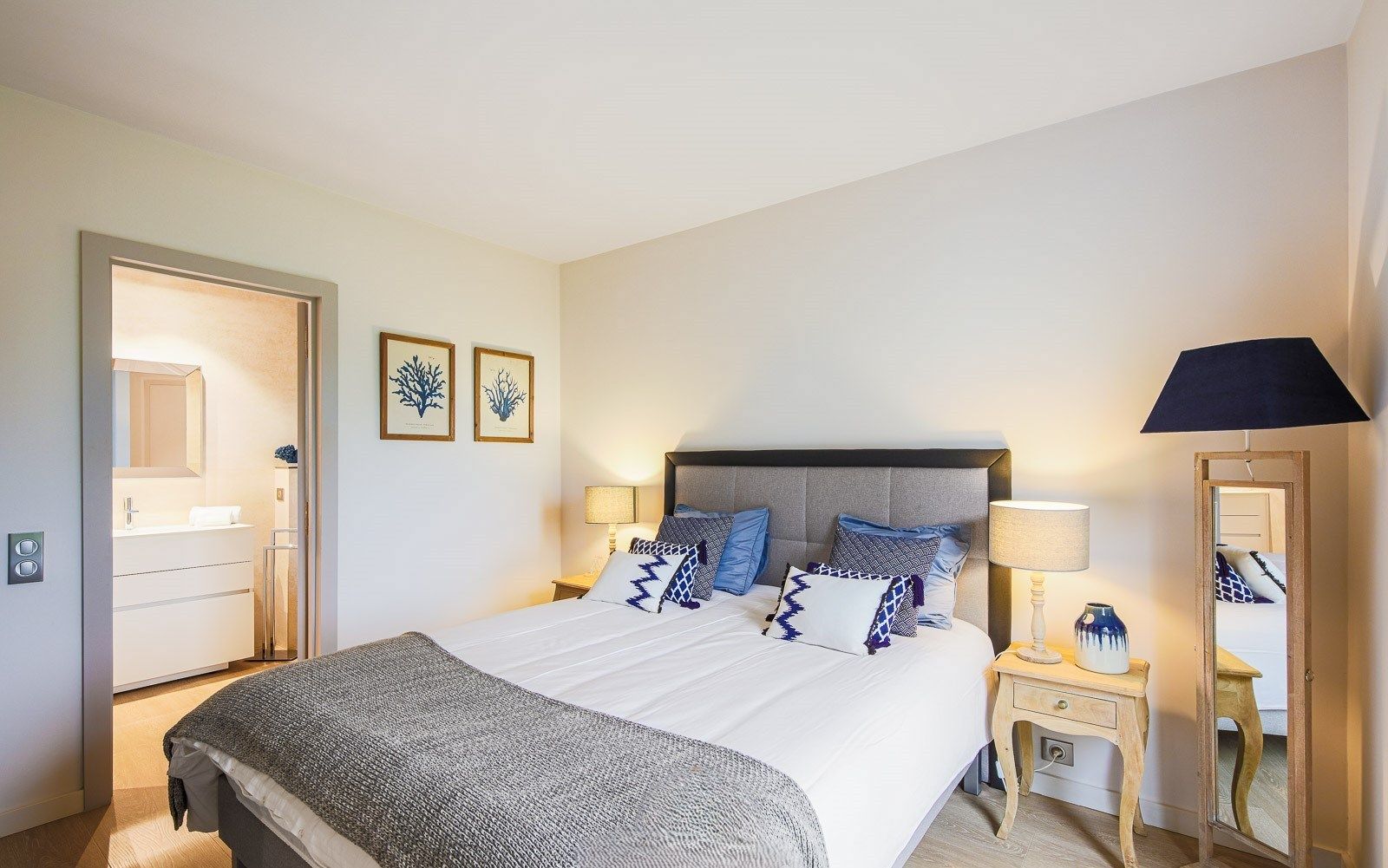 maison 10 Pièces en vente sur GASSIN (83580)