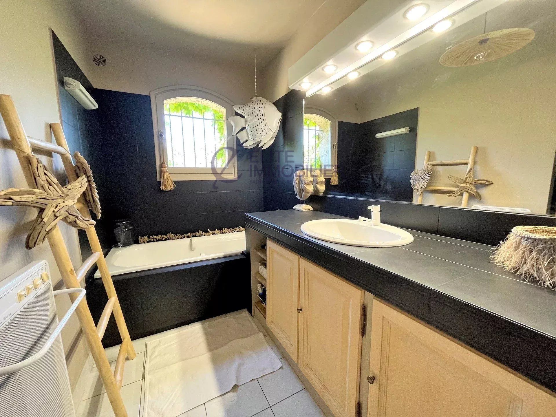 maison 6 Pièces en vente sur La Croix-Valmer (83420)