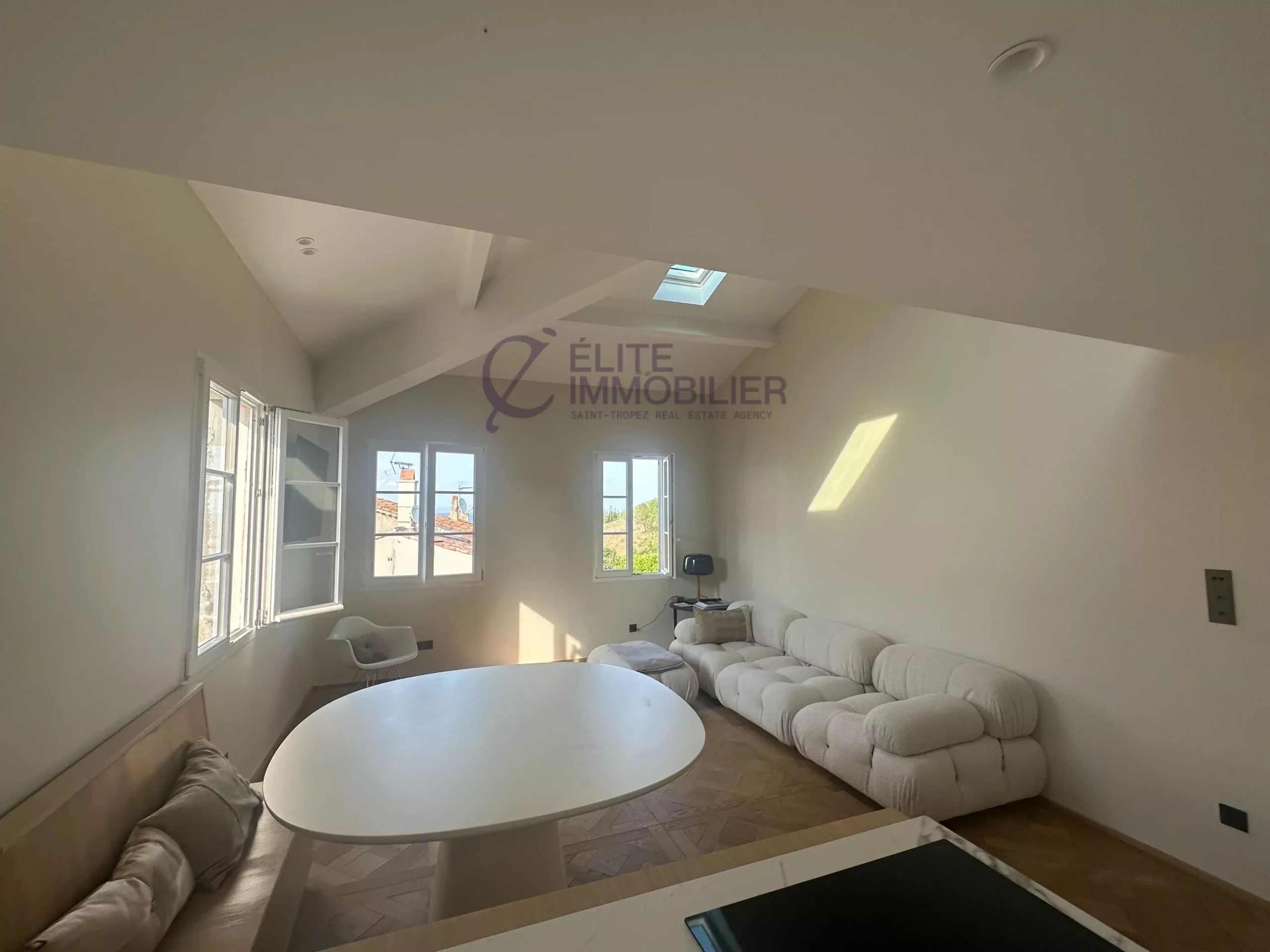 maison de ville 3 Pièces en vente sur Saint-Tropez (83990)
