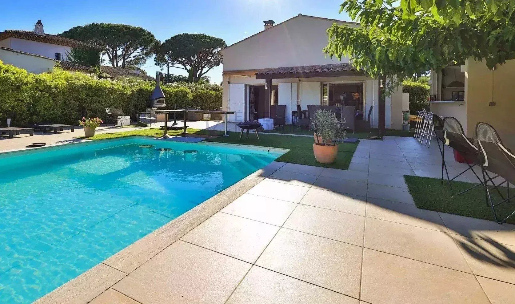 maison 4 Pièces en vente sur Saint-Tropez (83990)