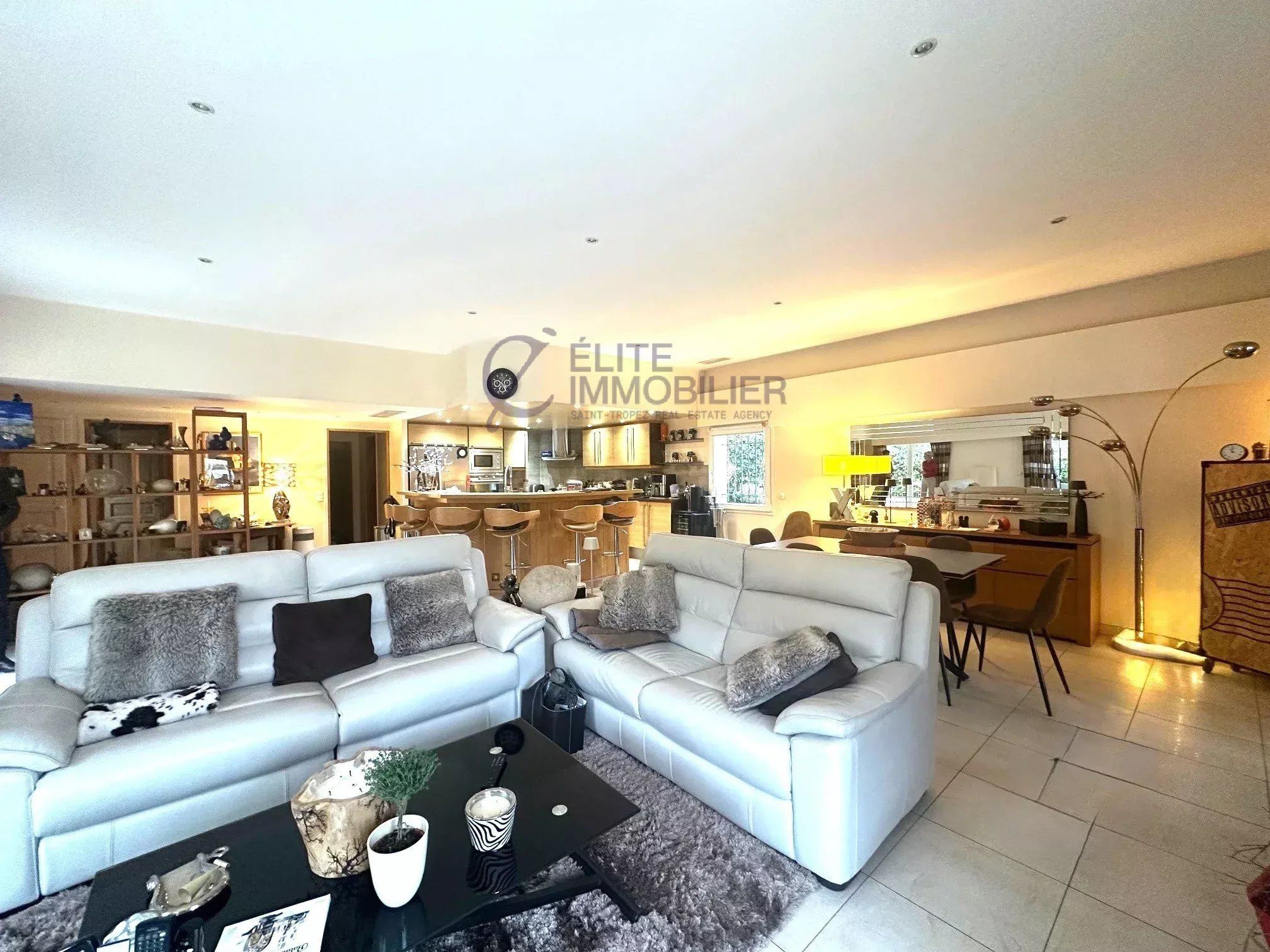 maison 4 Pièces en vente sur Saint-Tropez (83990)