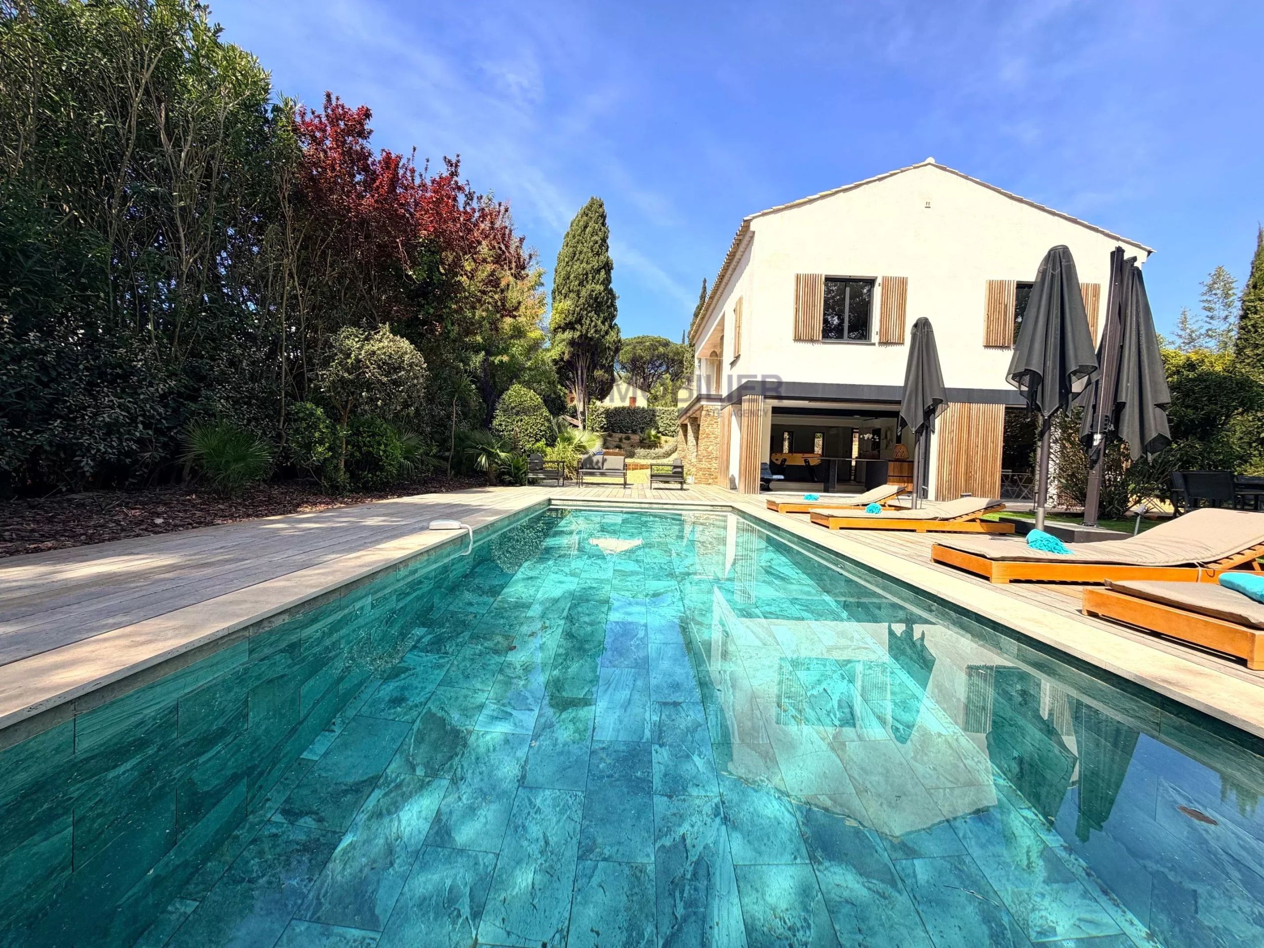 maison 5 Pièces en vente sur La Croix-Valmer (83420)