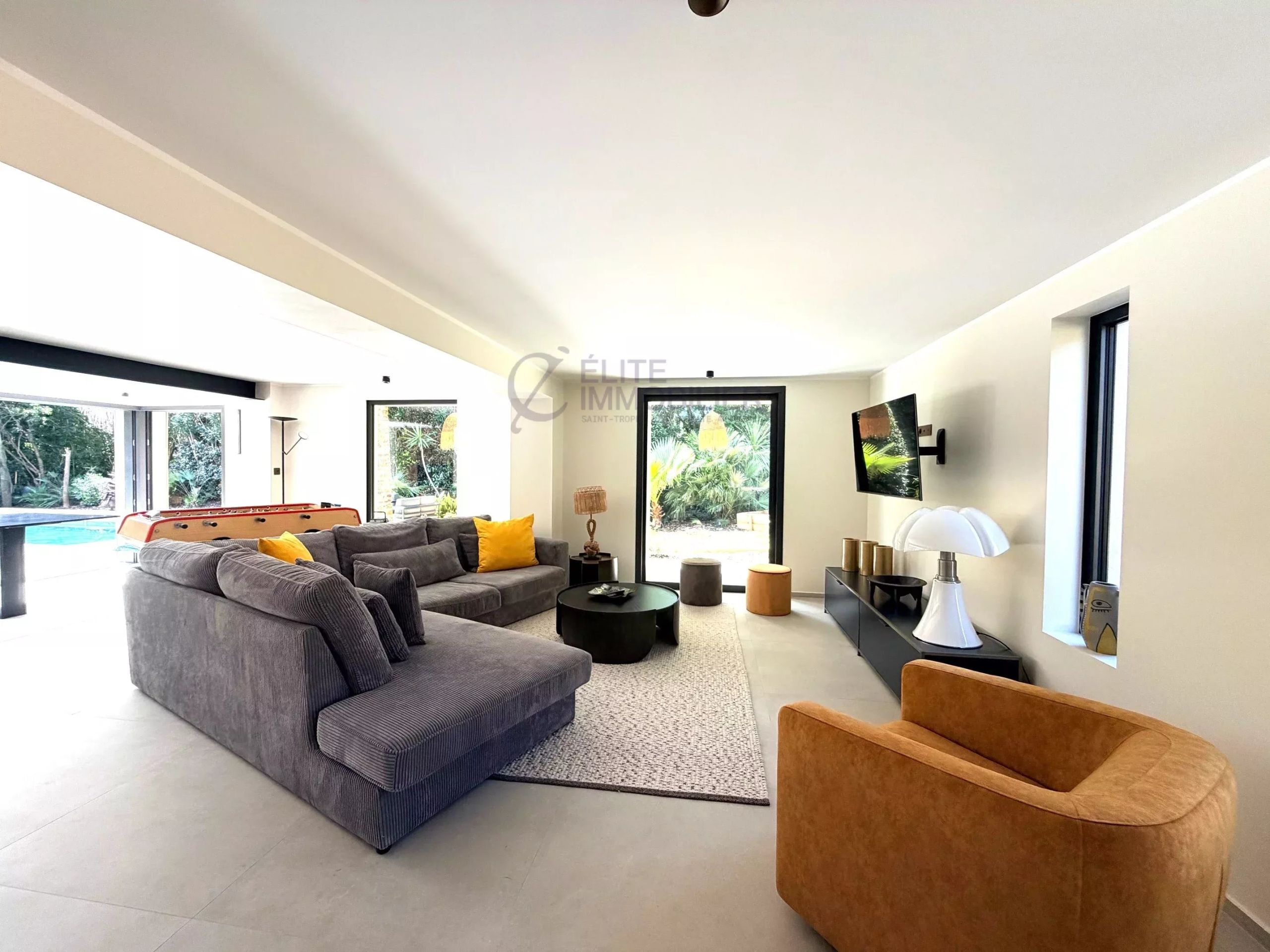 maison 5 Pièces en vente sur La Croix-Valmer (83420)