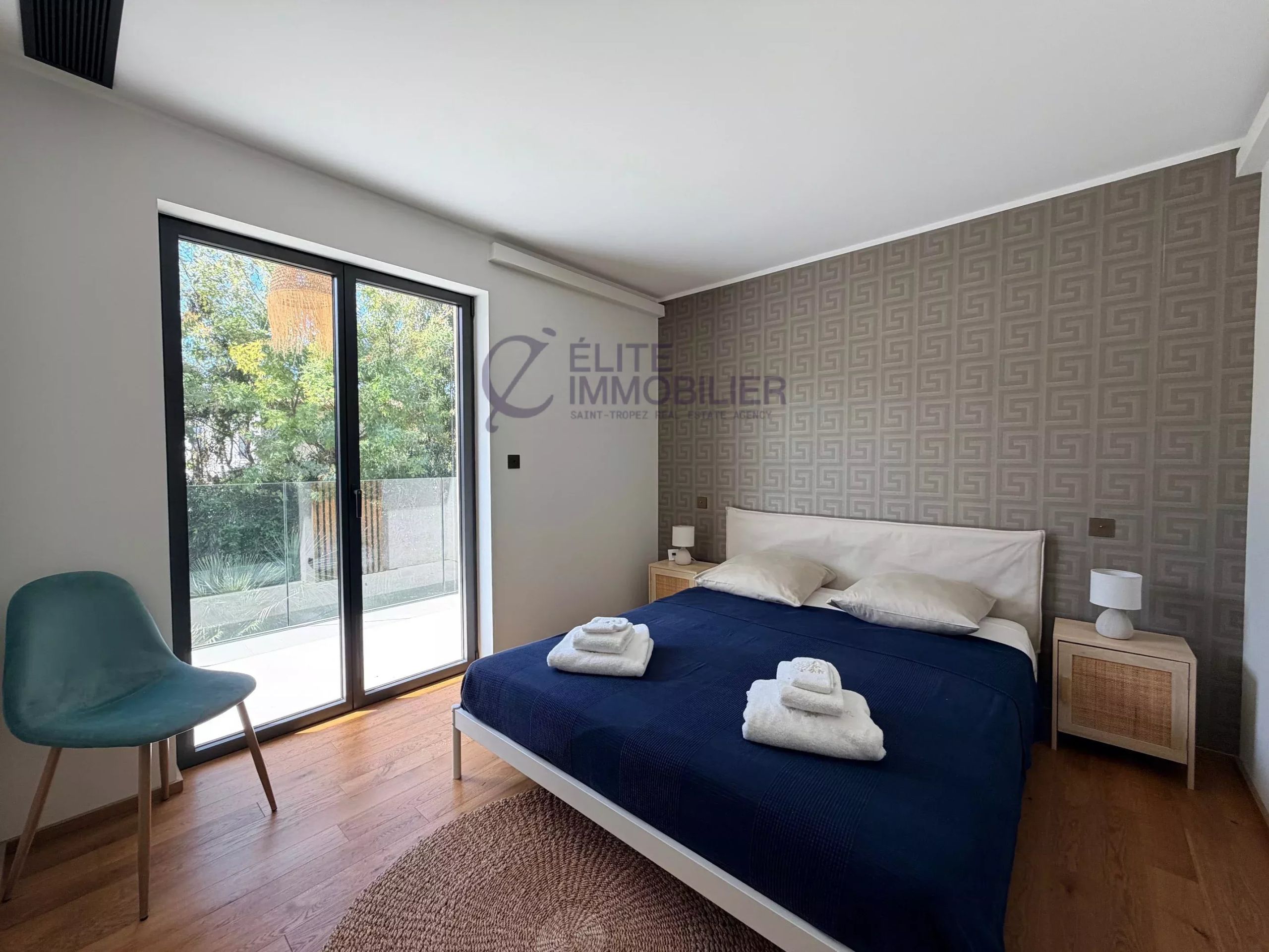 house 5 Rooms for sale on La Croix-Valmer (83420)