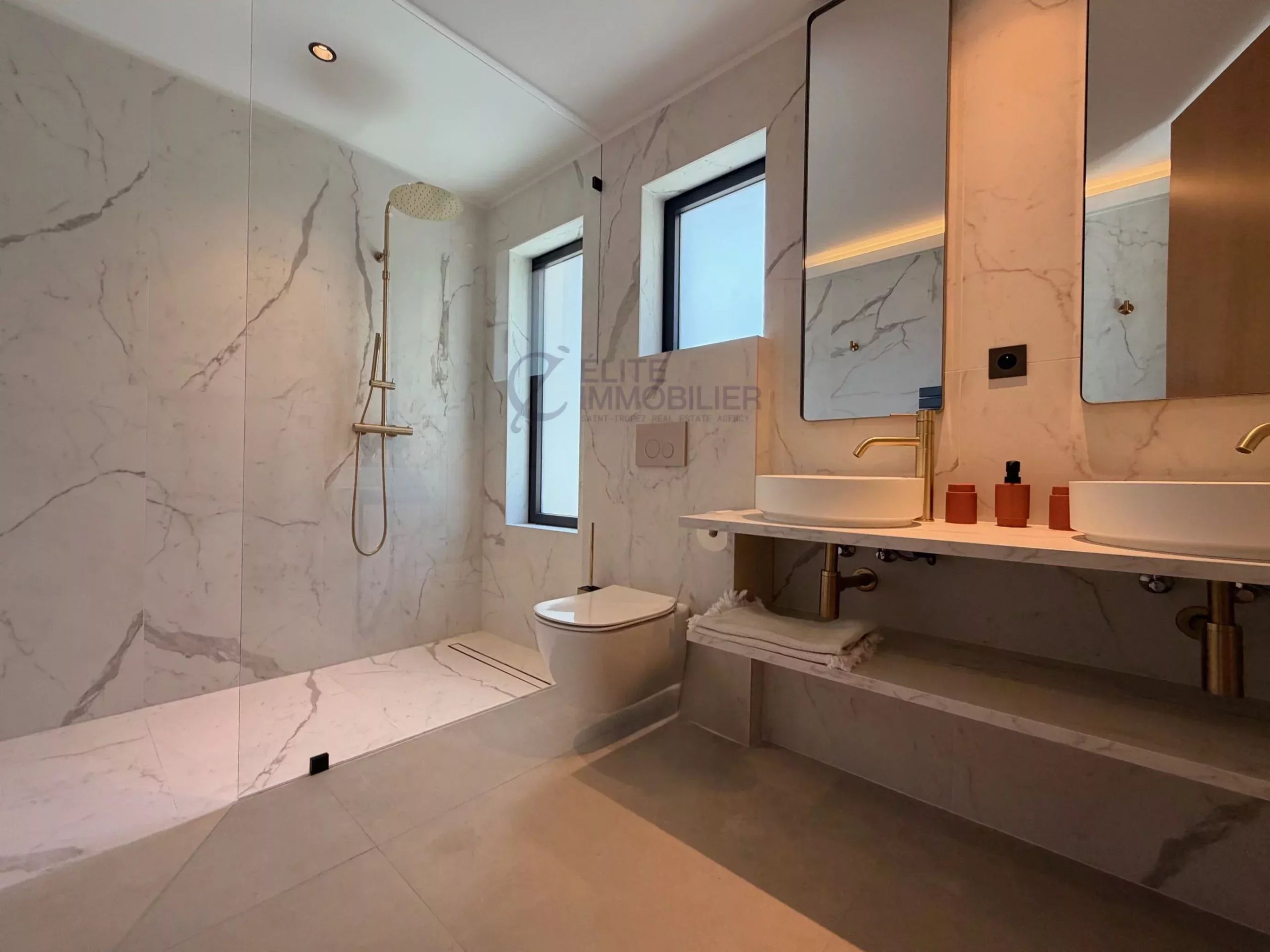 maison 5 Pièces en vente sur La Croix-Valmer (83420)