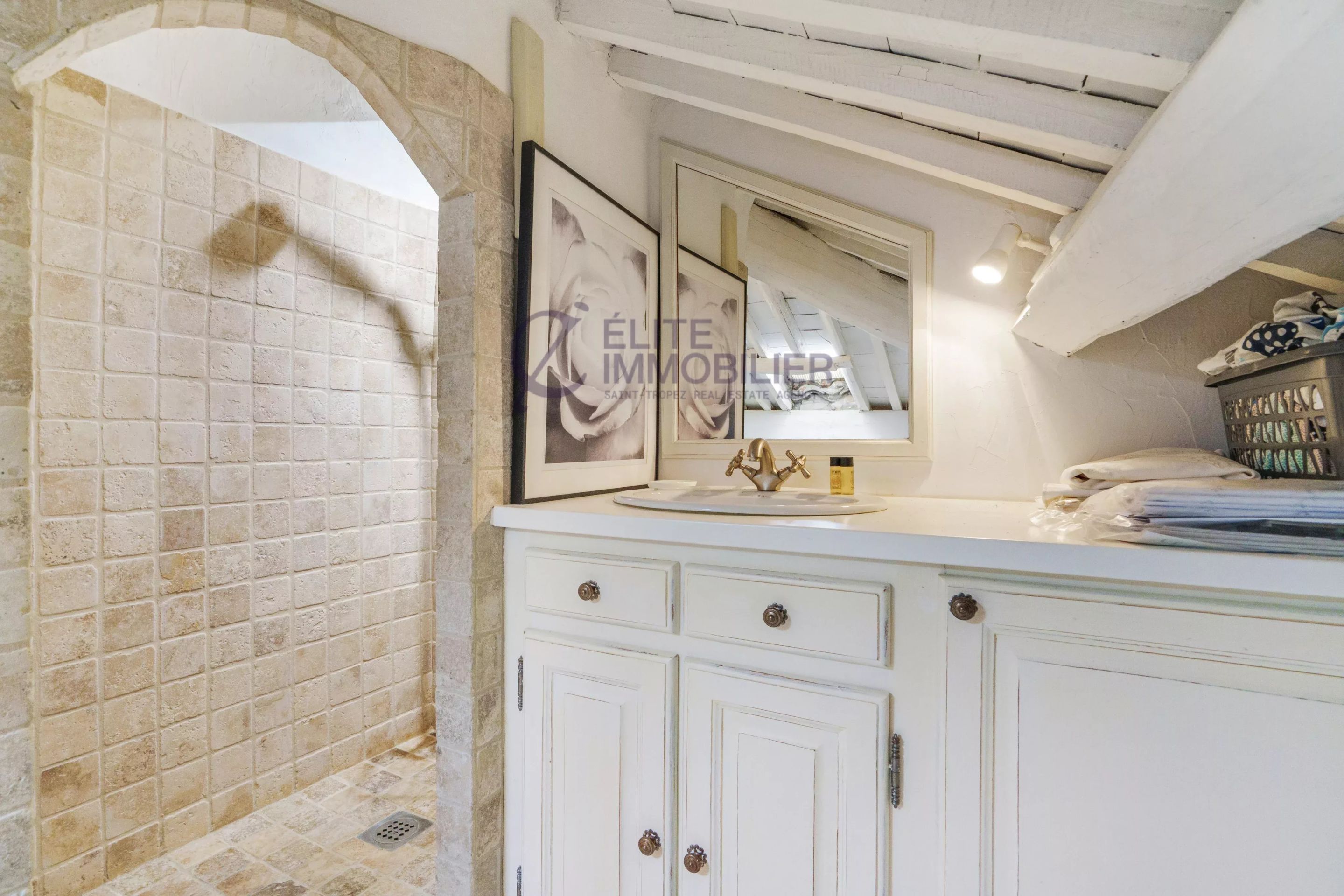 maison 4 Pièces en vente sur Saint-Tropez (83990)