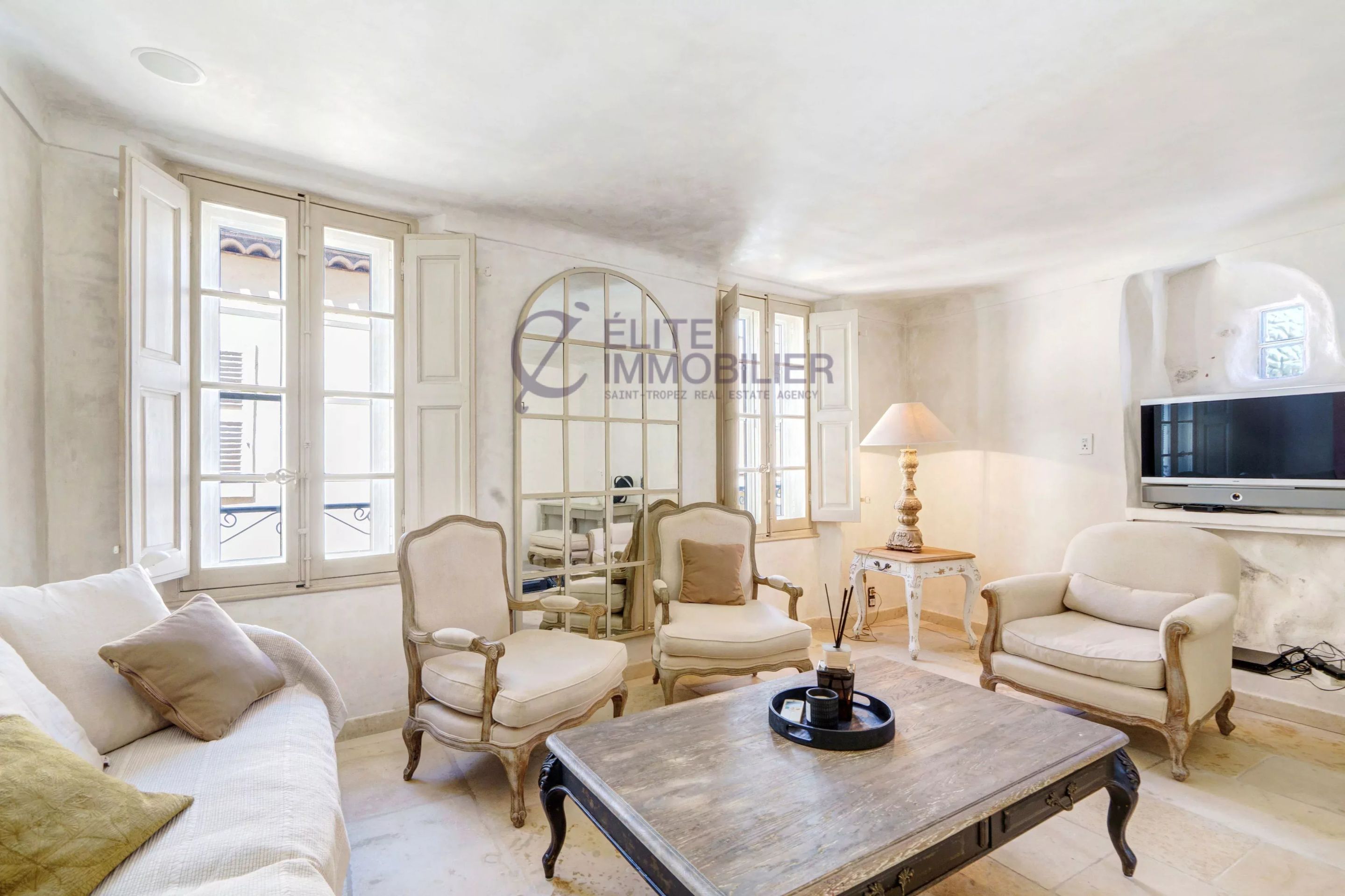 maison 4 Pièces en vente sur Saint-Tropez (83990)