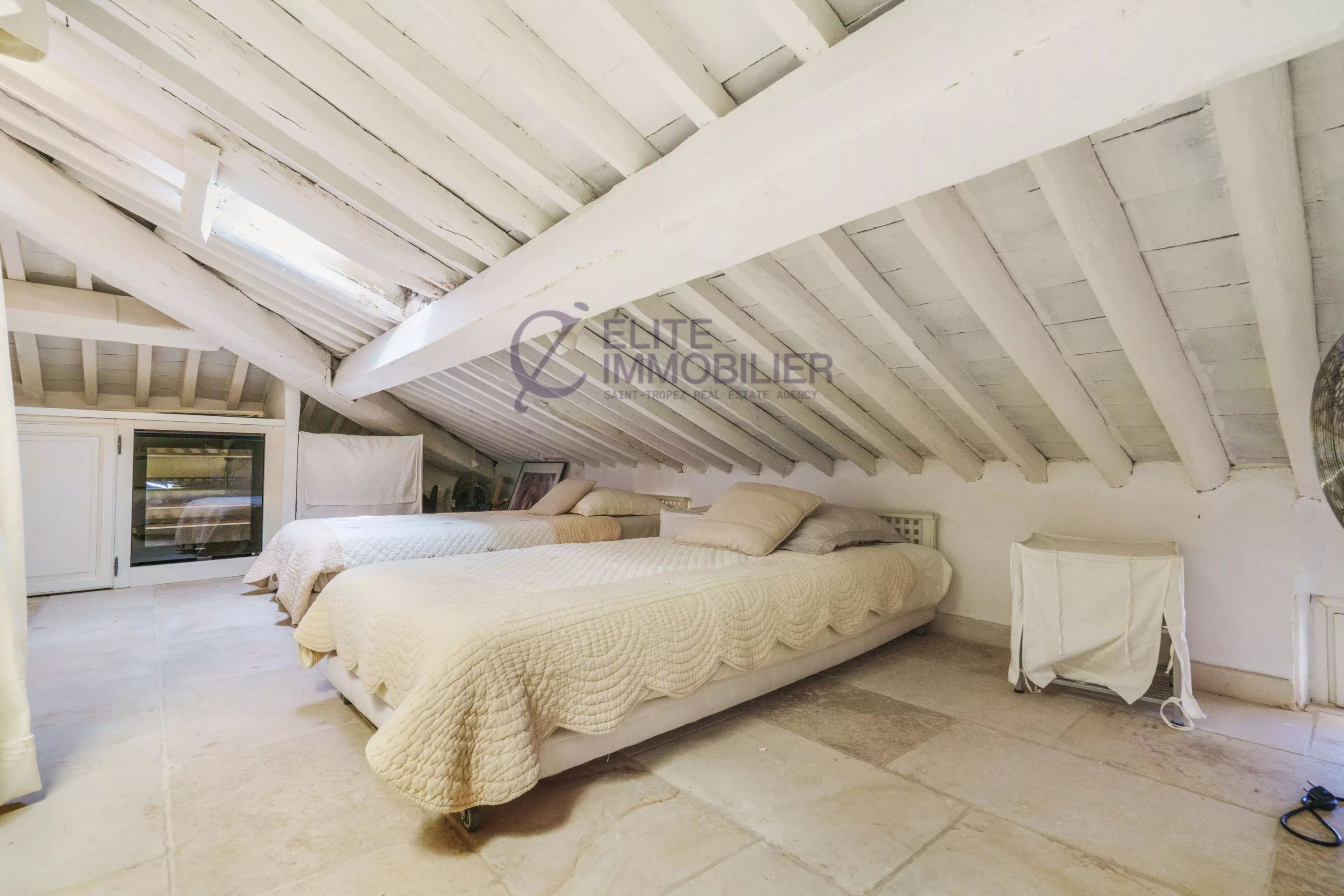 maison 4 Pièces en vente sur Saint-Tropez (83990)