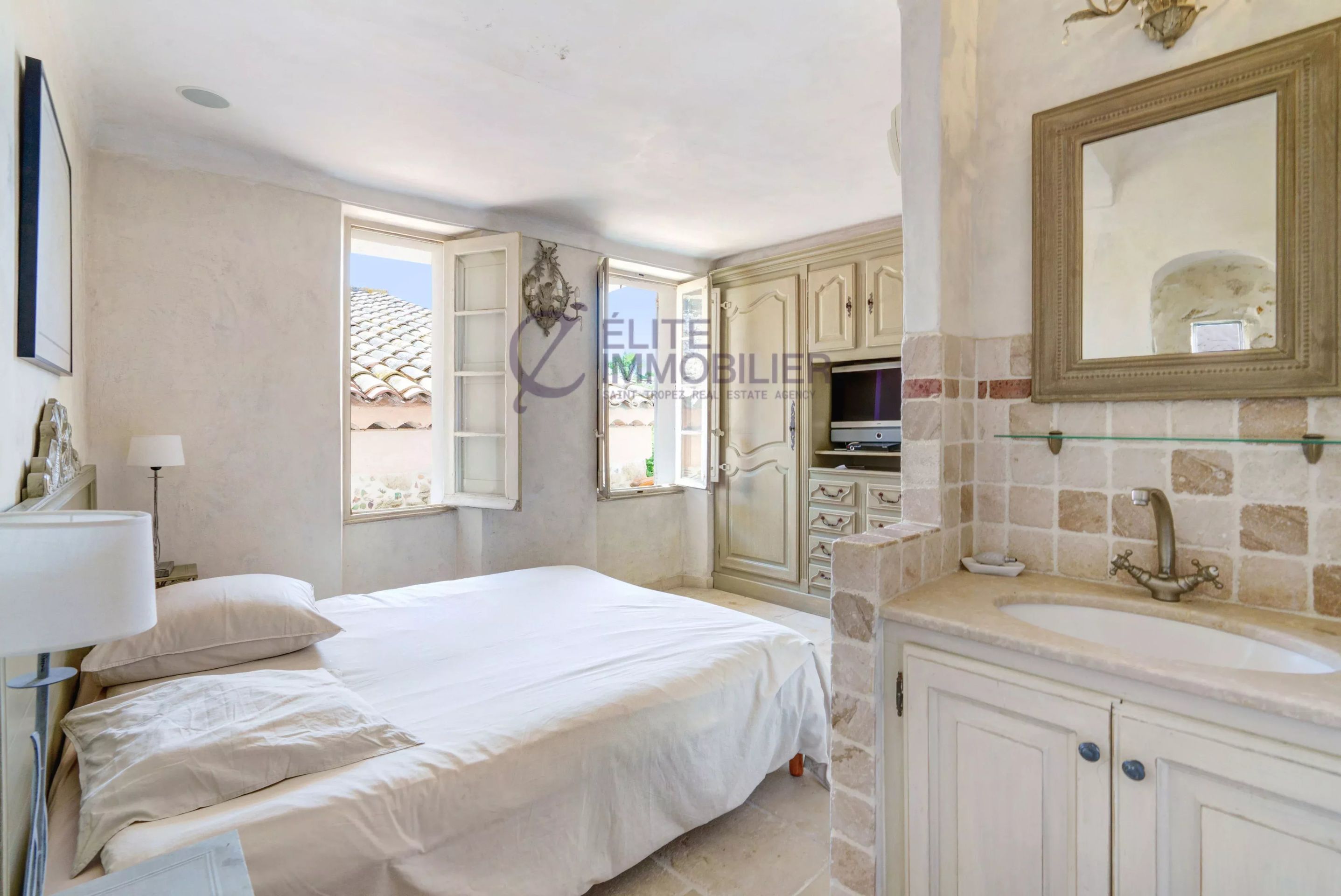 maison 4 Pièces en vente sur Saint-Tropez (83990)