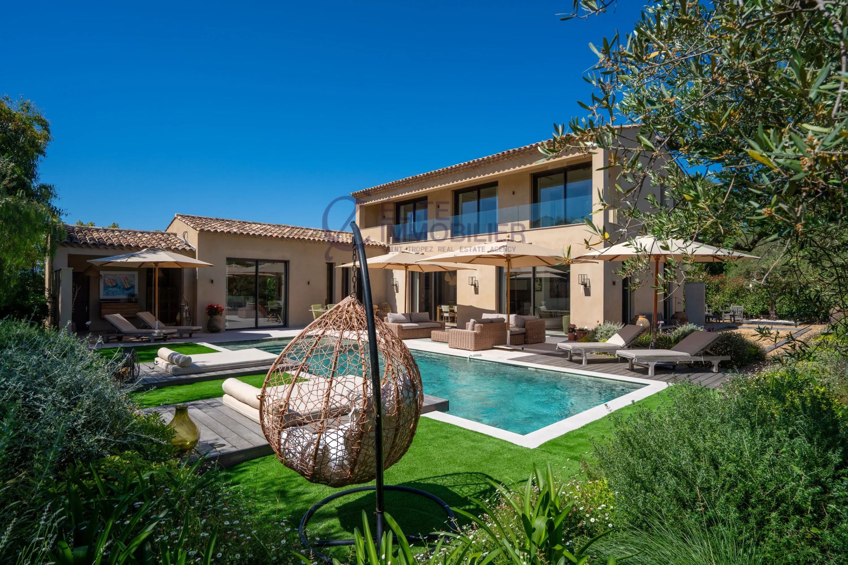 villa 6 Pièces en vente sur Saint-Tropez (83990)