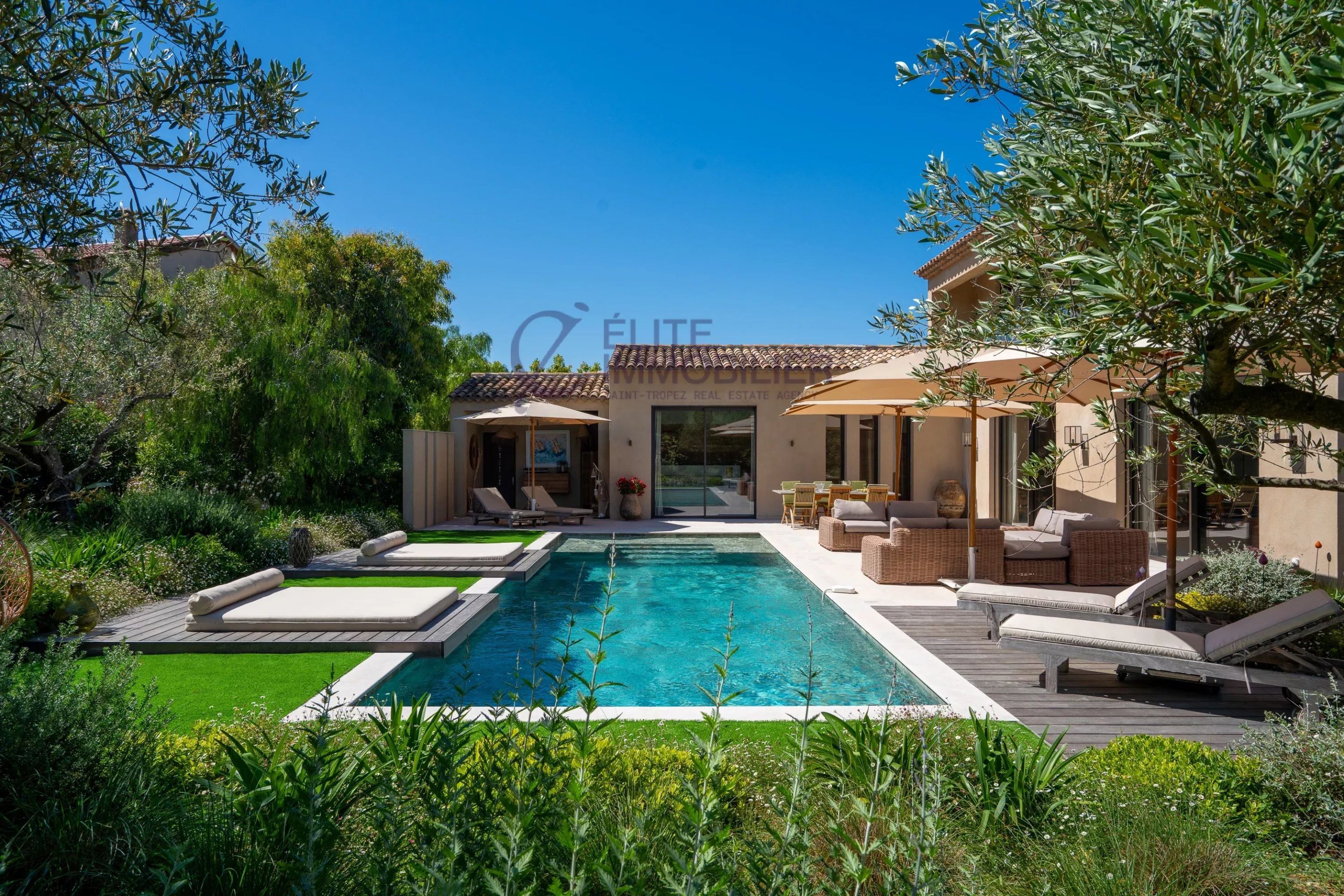 villa 6 Pièces en vente sur Saint-Tropez (83990)