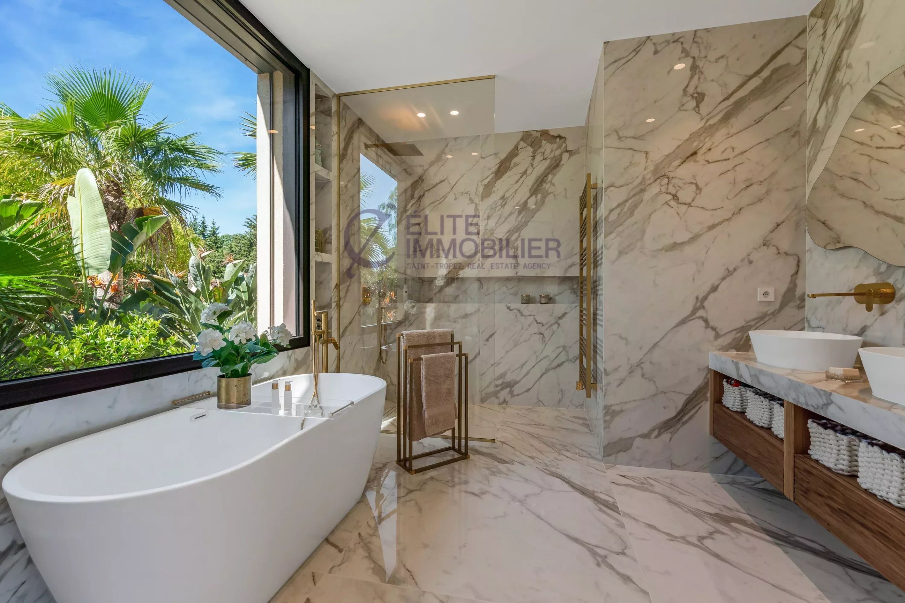 villa 6 Pièces en vente sur Saint-Tropez (83990)