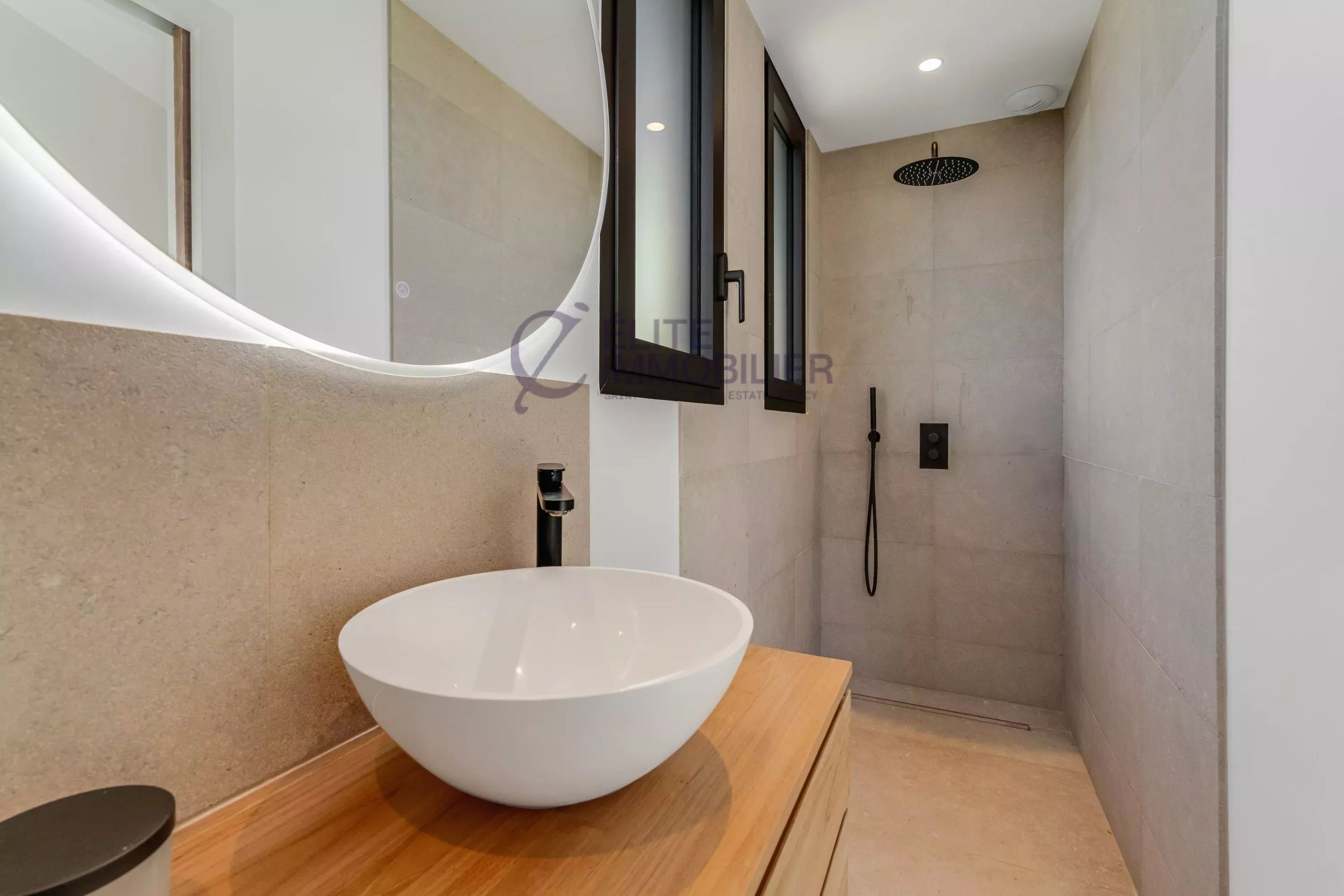 villa 6 Pièces en vente sur Saint-Tropez (83990)