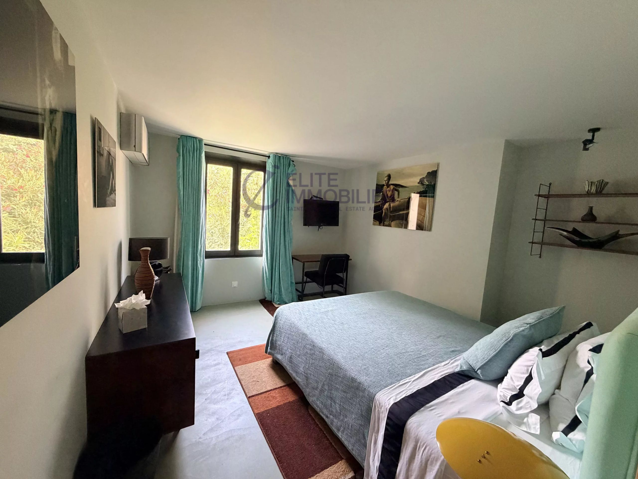 maison 5 Pièces en vente sur Saint-Tropez (83990)