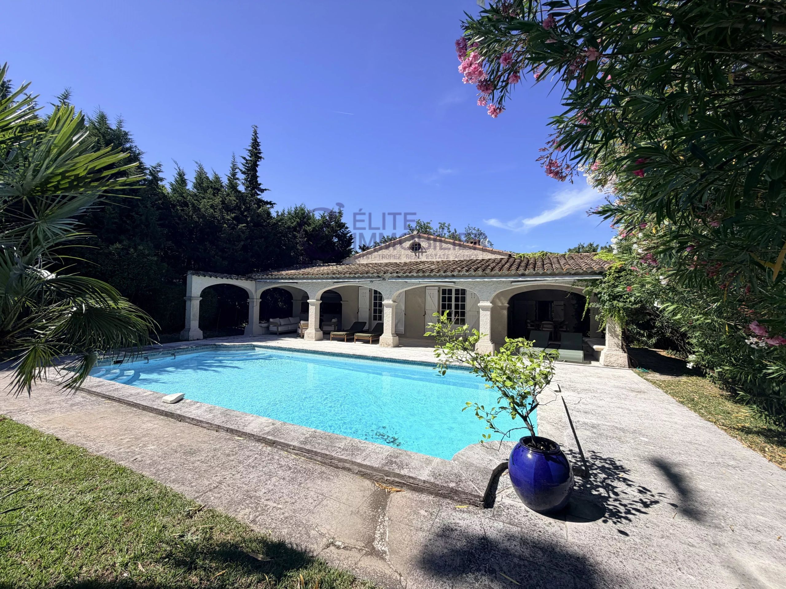 maison 6 Pièces en vente sur Gassin (83580)