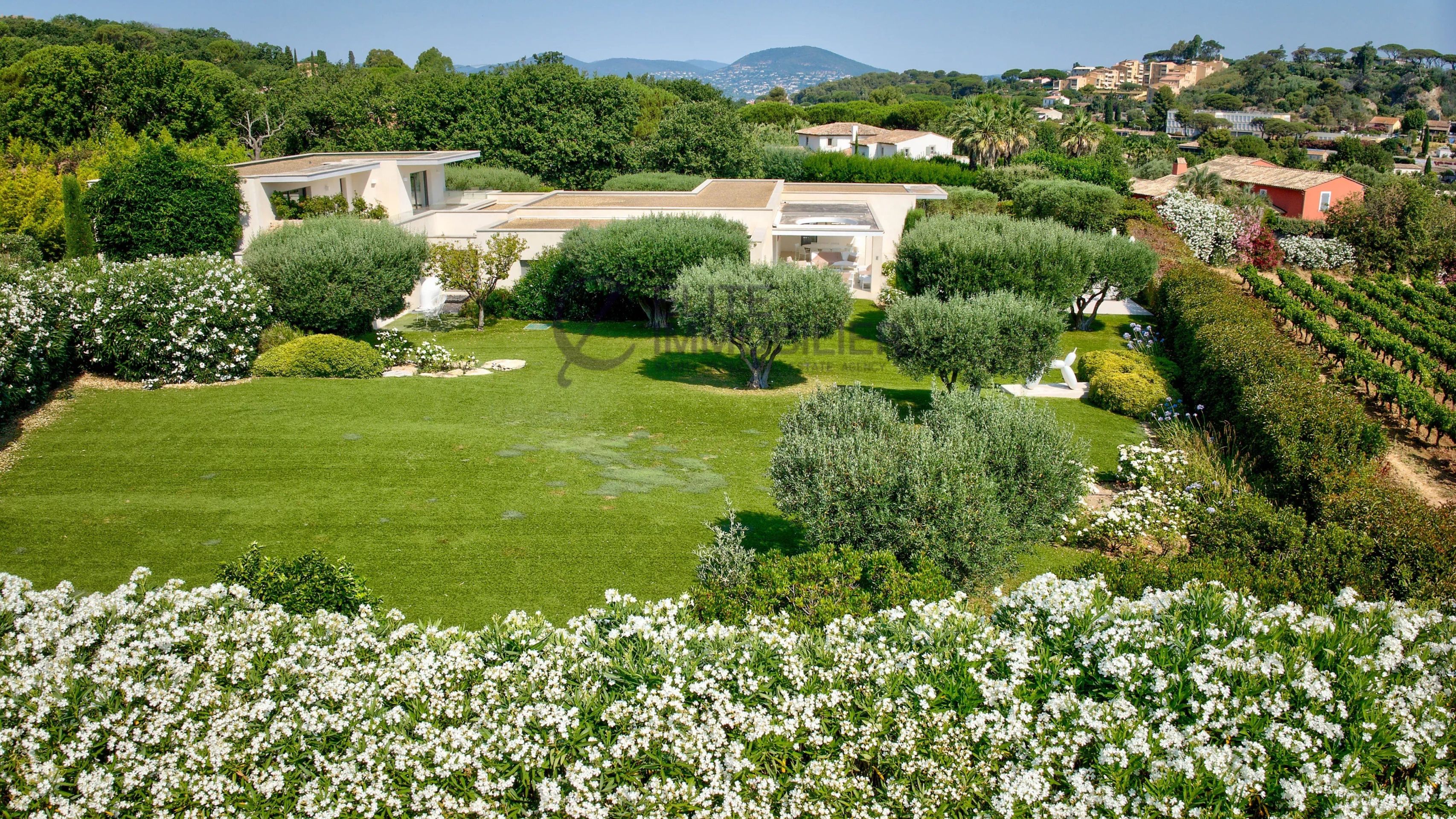 villa 8 Pièces en vente sur Saint-Tropez (83990)
