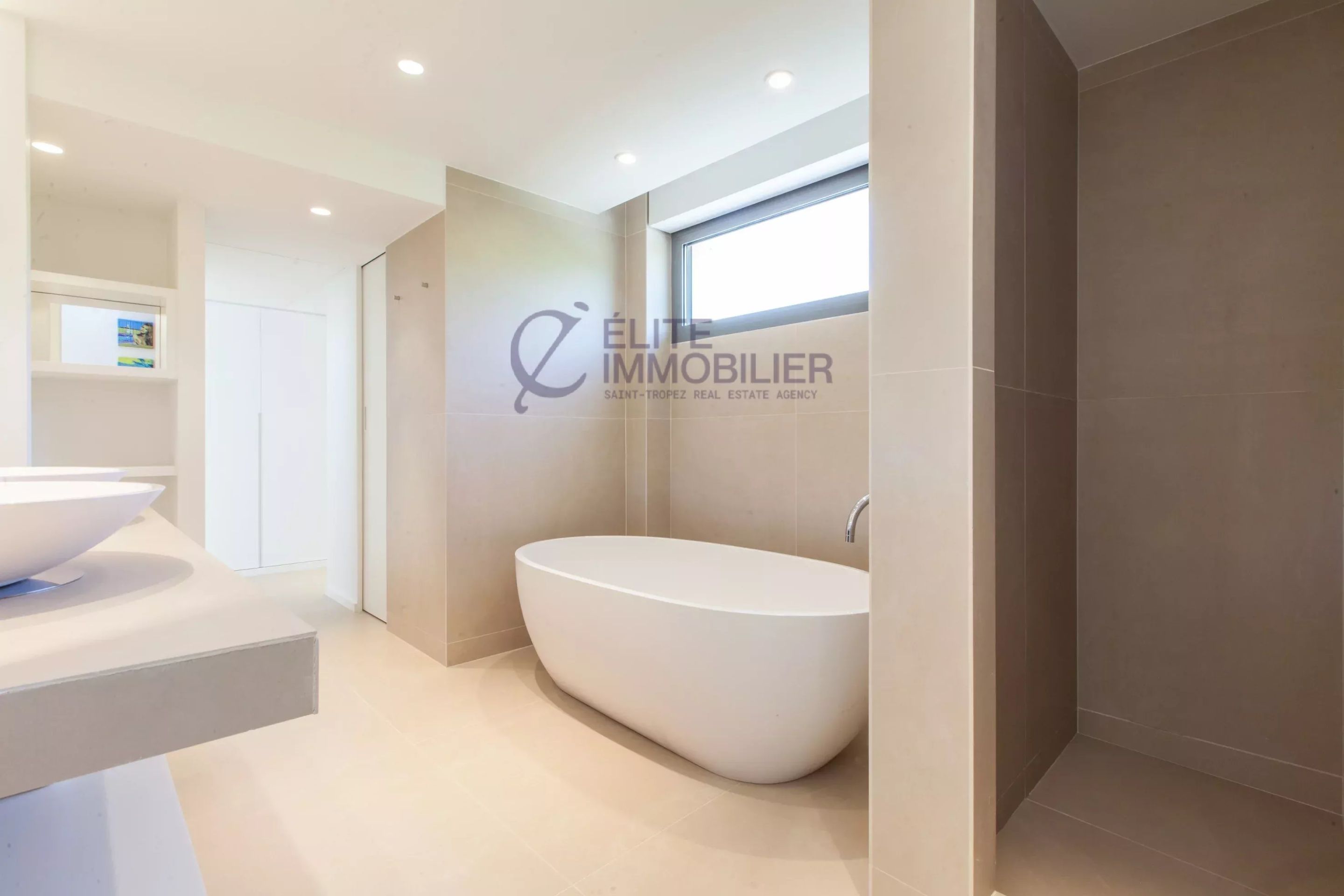 villa 8 Pièces en vente sur Saint-Tropez (83990)
