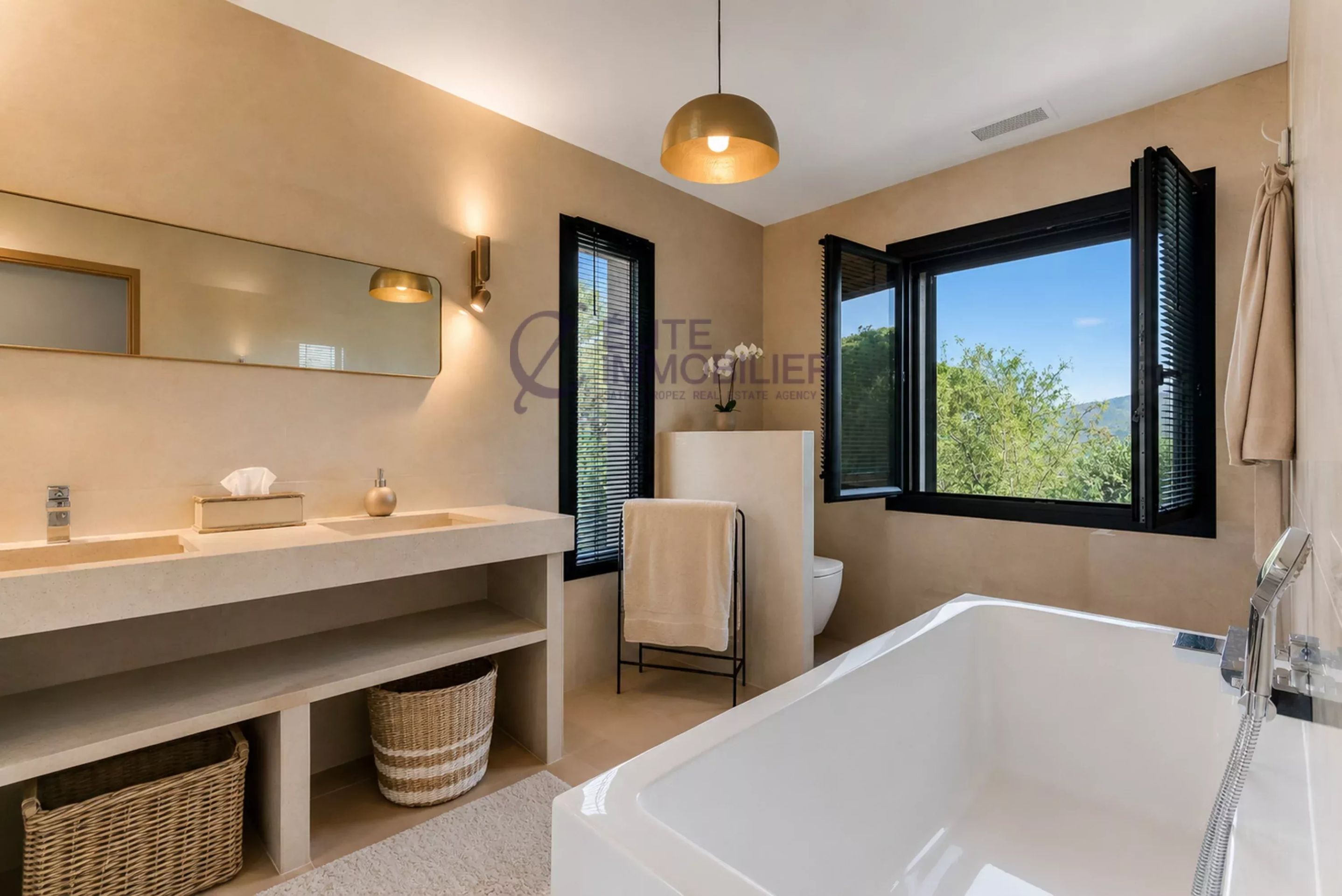 villa 6 Pièces en vente sur Sainte-Maxime (83120)