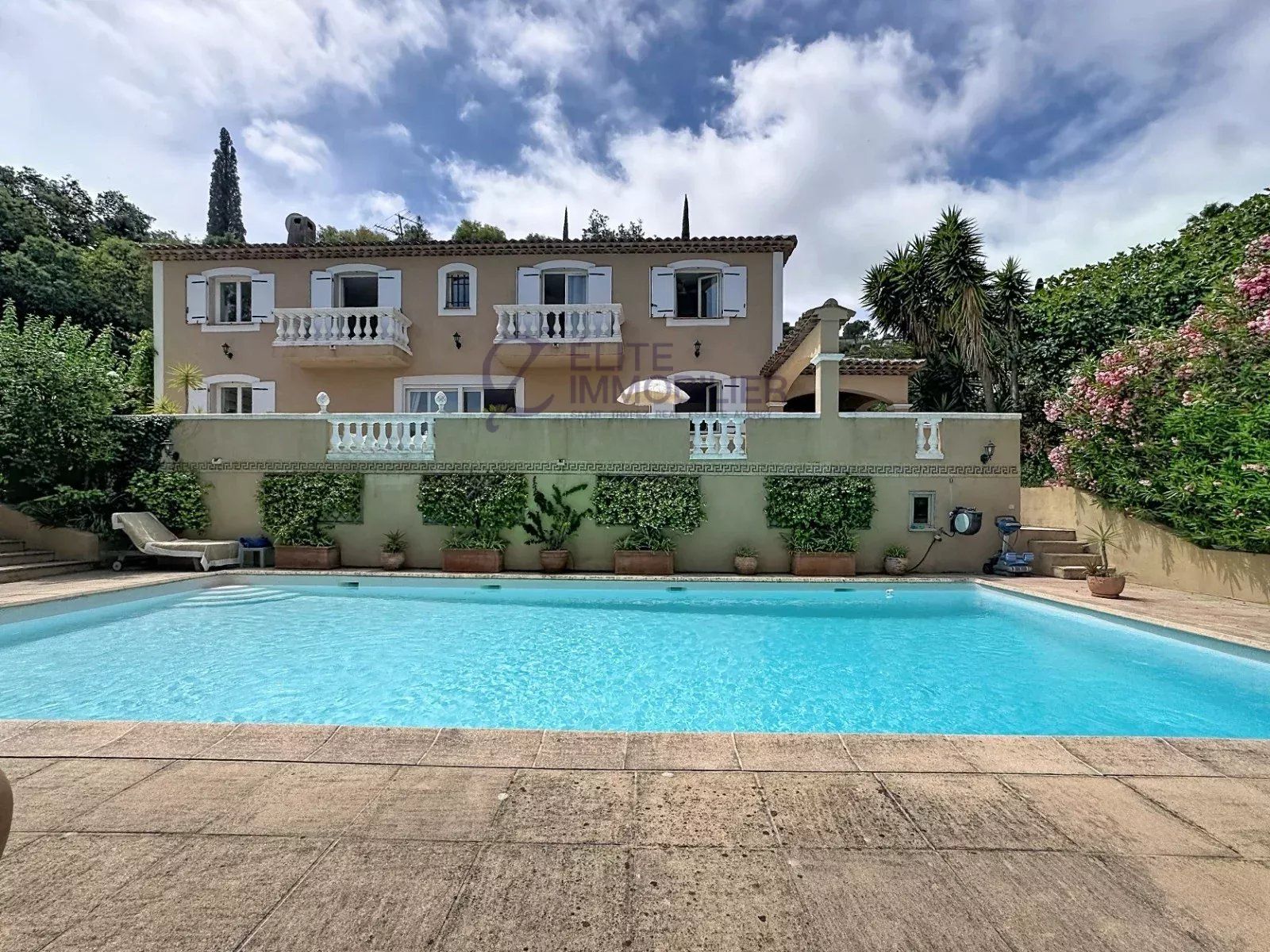 maison 5 Pièces en vente sur Gassin (83580)
