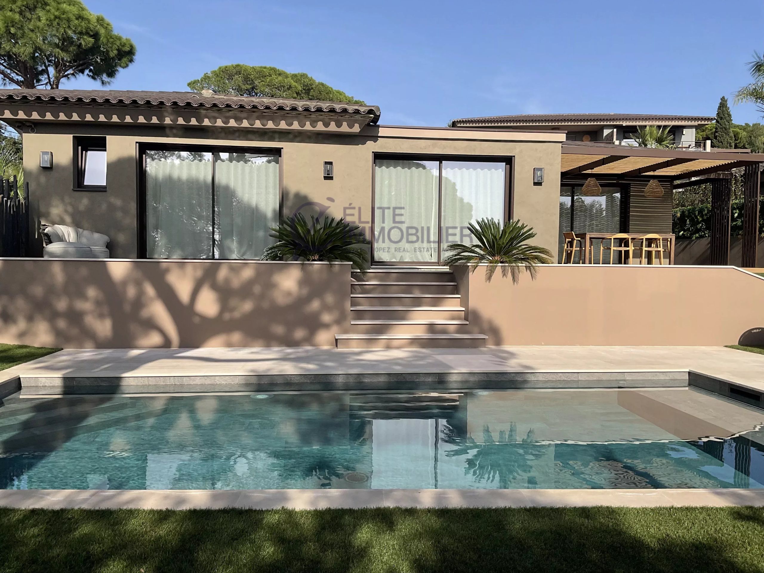 maison 6 Pièces en vente sur Sainte-Maxime (83120)
