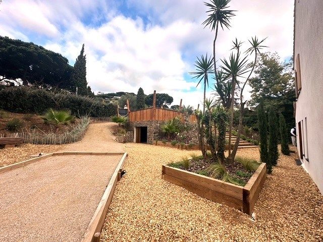 maison 5 Pièces en vente sur LA CROIX VALMER (83420)