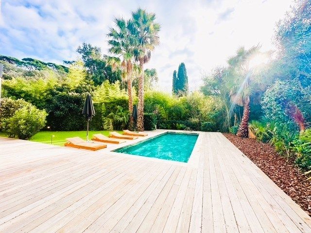 maison 5 Pièces en vente sur LA CROIX VALMER (83420)