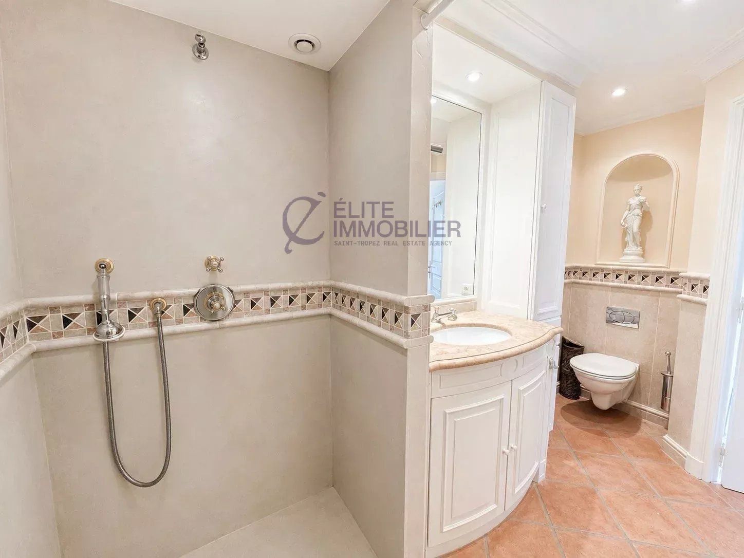 maison 7 Pièces en vente sur Port Grimaud (83310)